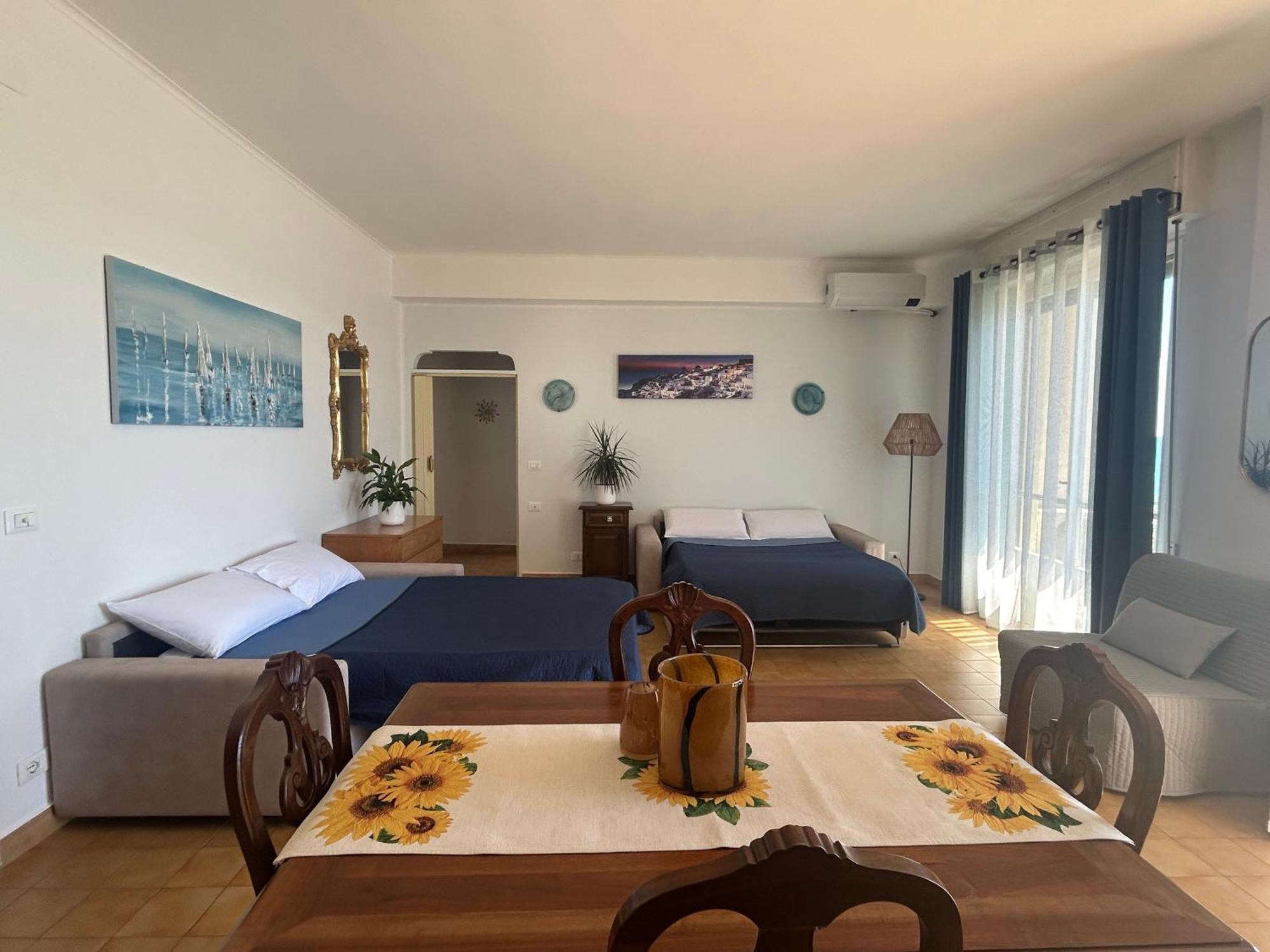 Vista Mare Savona Apartment Екстериор снимка