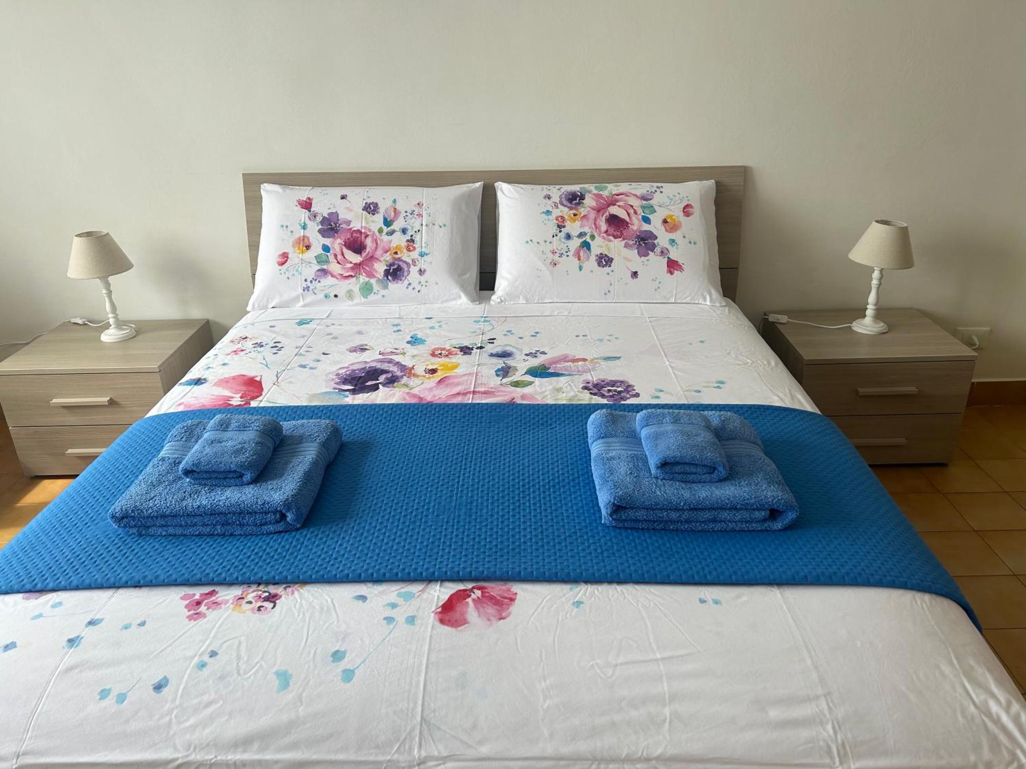 Vista Mare Savona Apartment Екстериор снимка