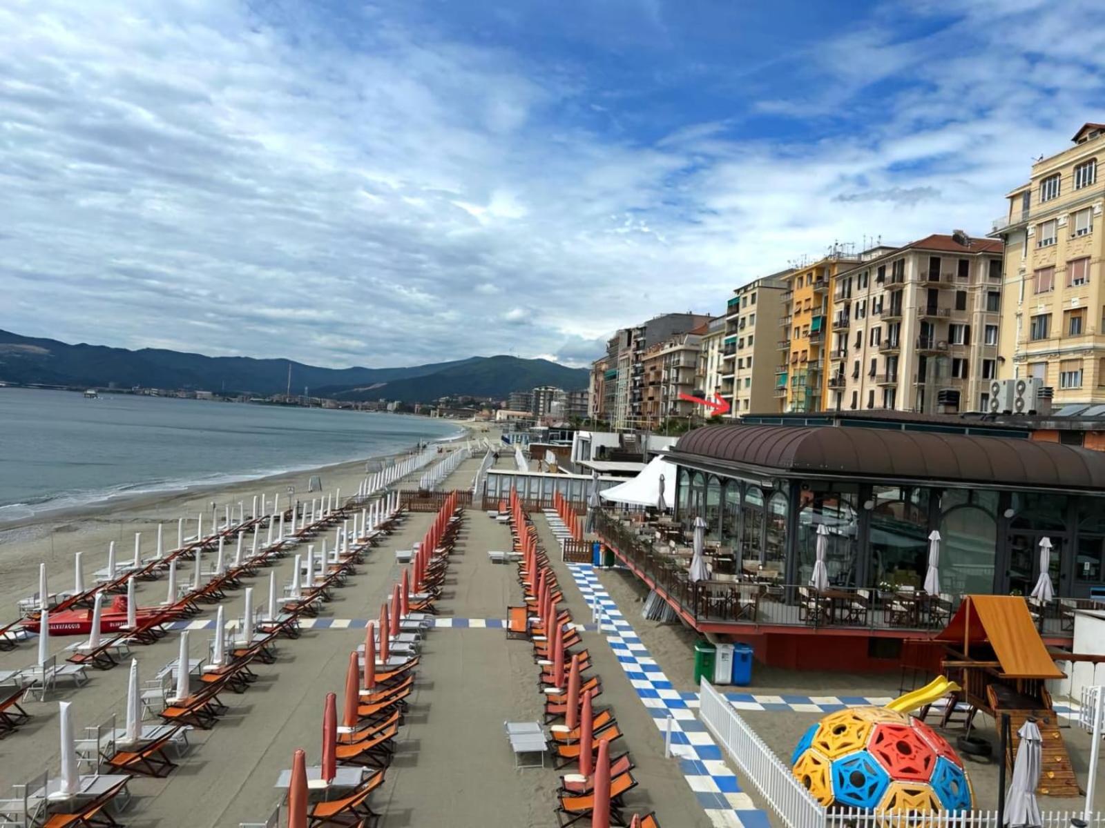 Vista Mare Savona Apartment Екстериор снимка